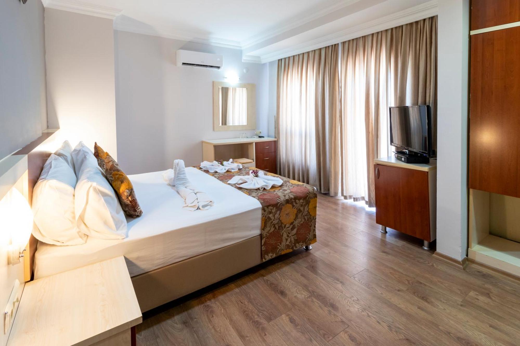 Lara Dinc Hotel 안탈리아 외부 사진