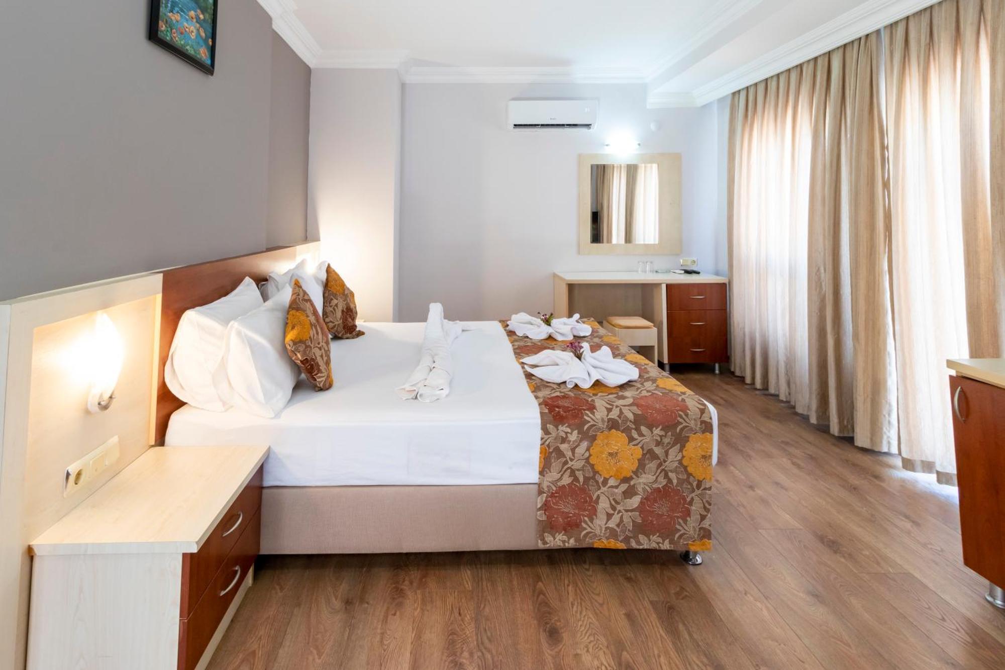 Lara Dinc Hotel 안탈리아 외부 사진