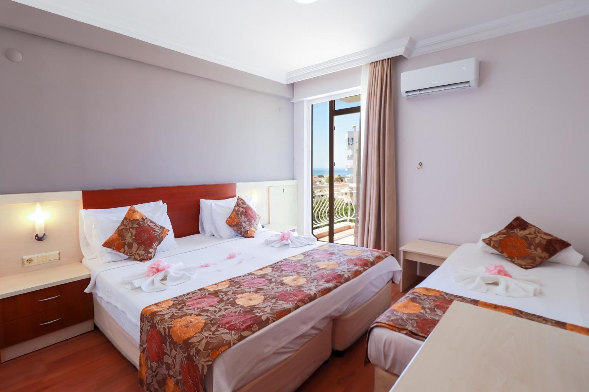Lara Dinc Hotel 안탈리아 외부 사진